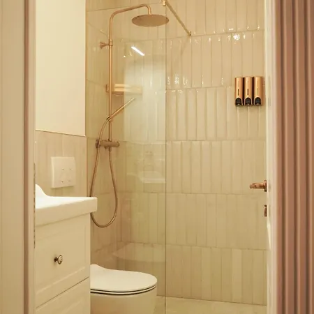Weiss Boutique Apartahotel Braşov